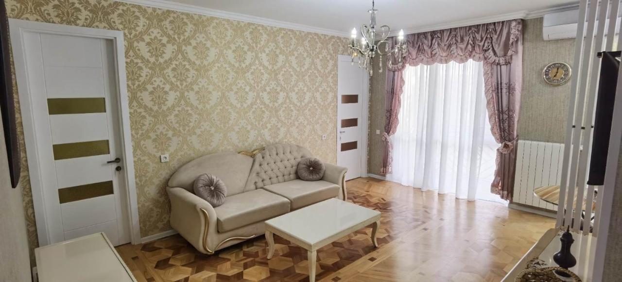 Nano'S Apartament-2 Kʼutʼaisi Exterior foto